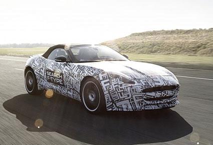 جاغوار تعلن عن سيارة F-Type